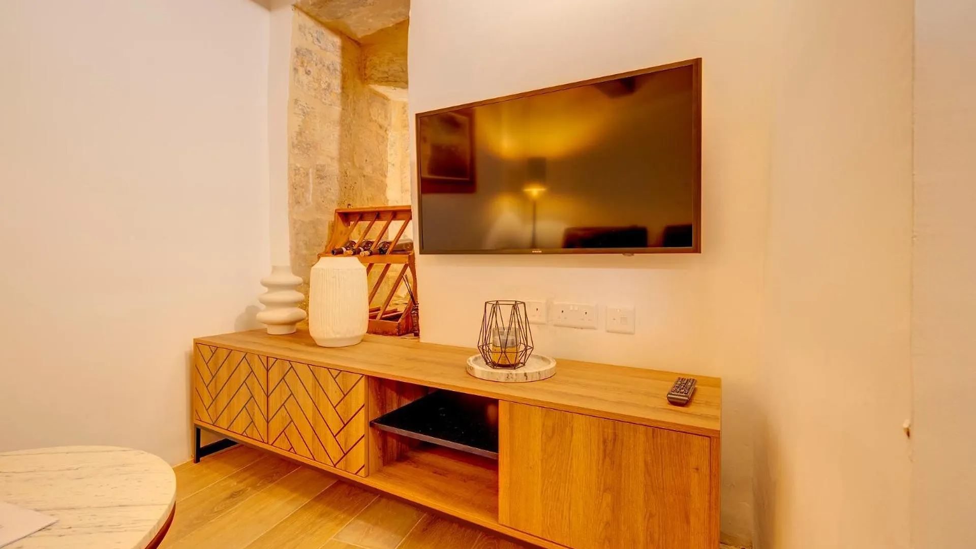 Charming Maltese Townhouse In Senglea Villa